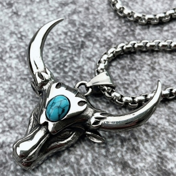 Other - Stainless Steel Bull Steer Head Necklace Unisex 3 Dimensional 24" Chain